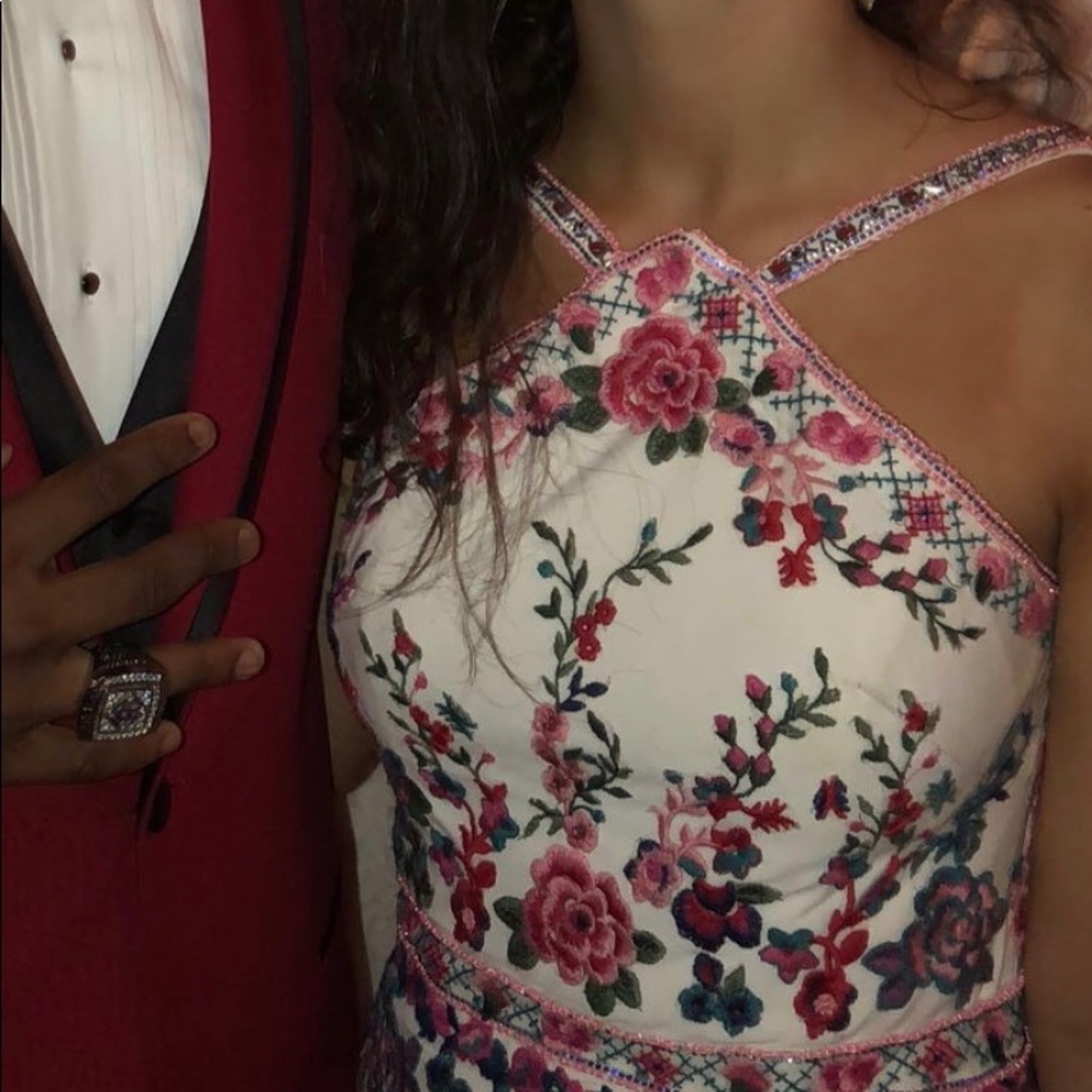Super cute secret garden prom dress!
